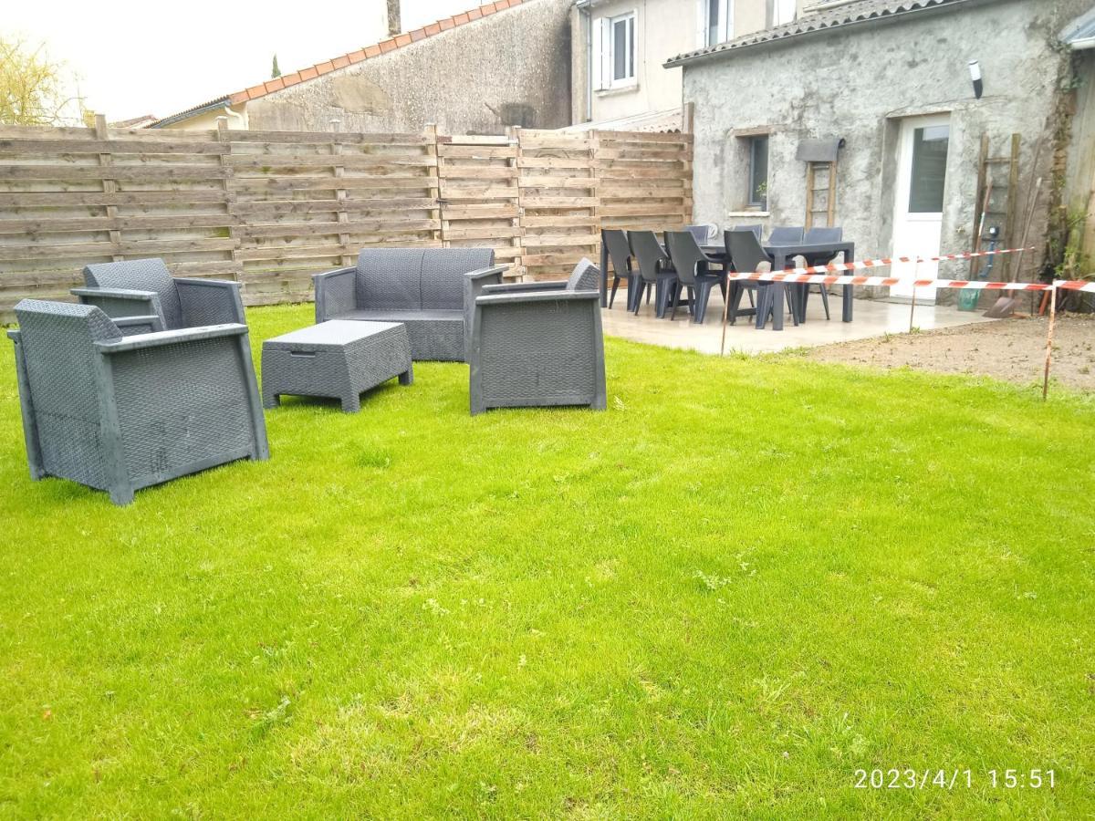 Gite Ambroise La Petite-Boissiere Extérieur photo